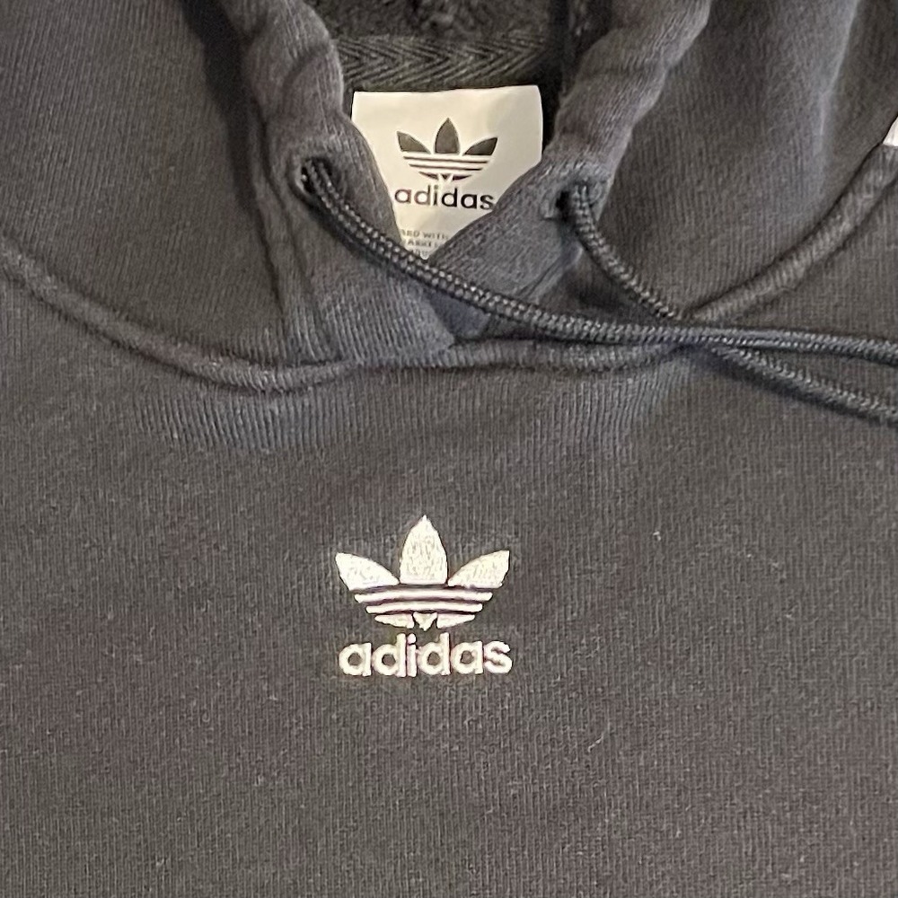 Adidas Hoodie Women's XS Black Three Stripe Sleeve Cropped Pullover Activewear - Picture 3 of 8